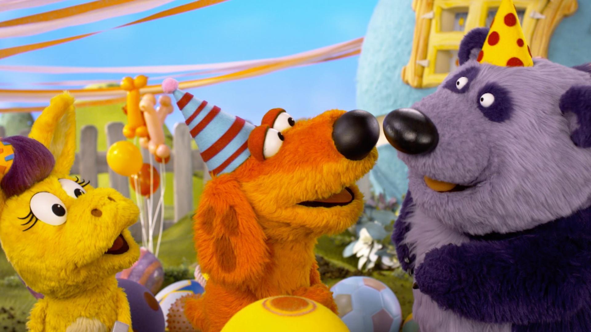 Donkey and Panda make Bob Dog a birthday gift./Donkey has a playdate with a lot of Pandas!