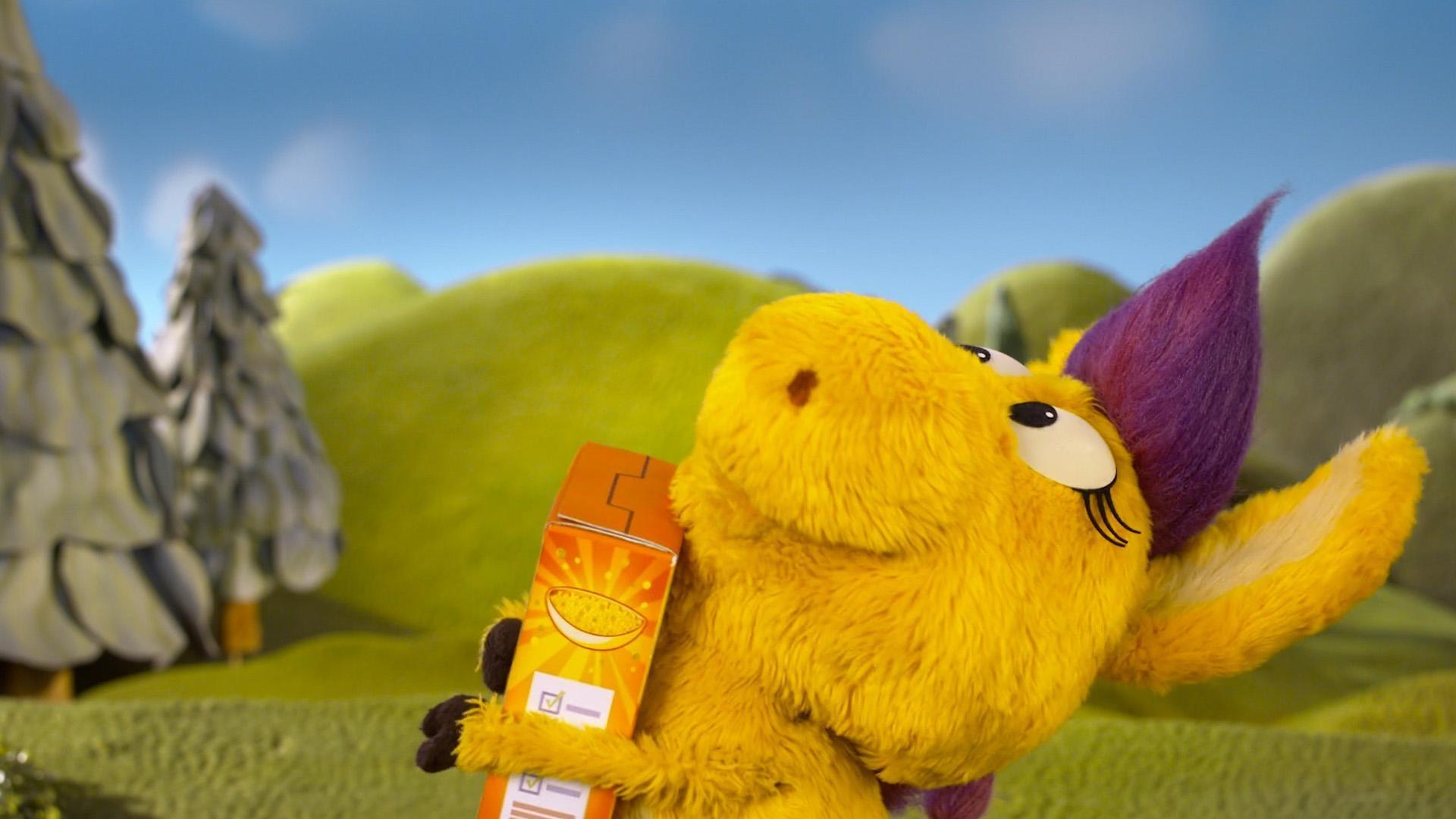 Donkey and Panda find a box of Golden Crunchdoodles, but struggle to open the box.