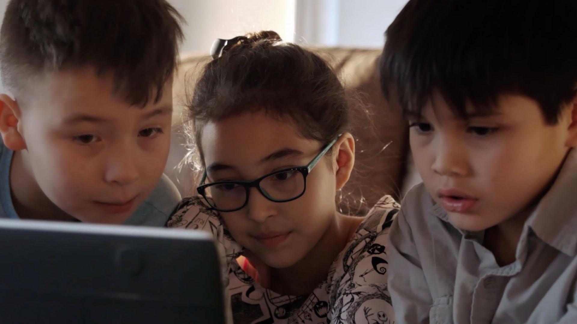 Kids research different sources to figure out the best time to see the Northern Lights.