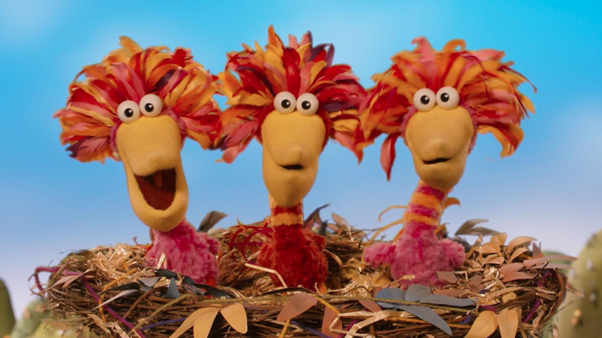 The pals learn how to yodel with the help of the Yodel Birds.