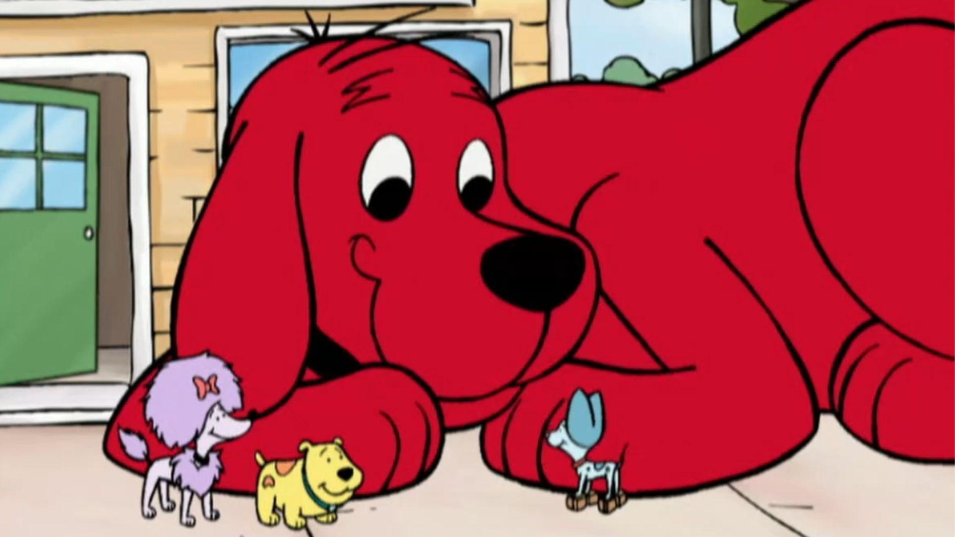 A very small new dog named Frankie moves to Birdwell Island./Clifford needs to make adjustments.