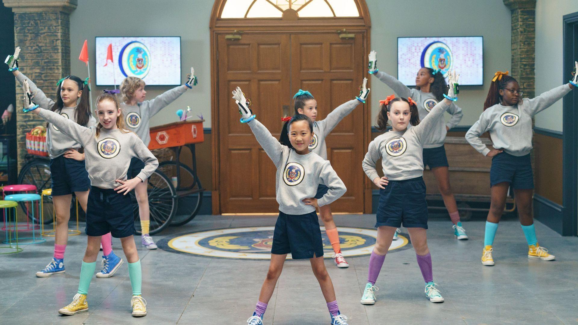 Ozzie must hand over the role of Head of Help.