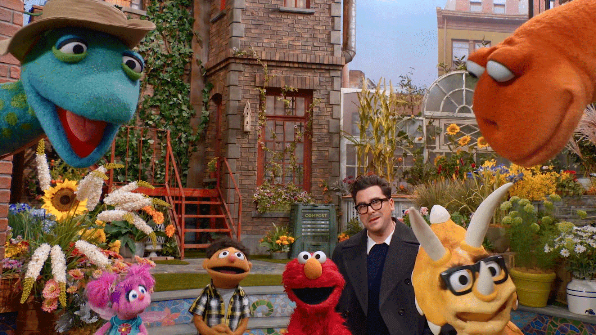D is for Dinosaur! Elmo, Abby, and Tamir talk to Dan Levy about dinosaurs.