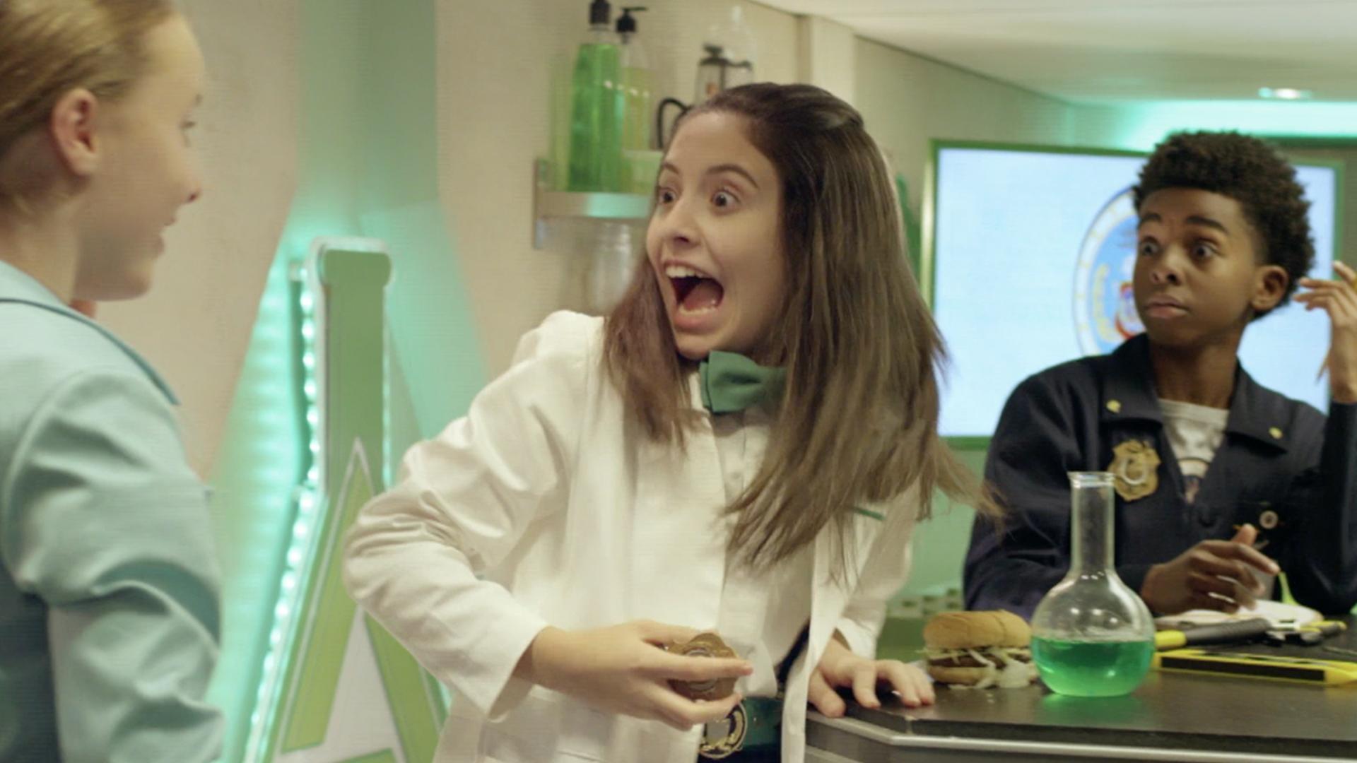 The new Dr. O needs Oona's help to cure a patient - but Oona has her own problems to worry