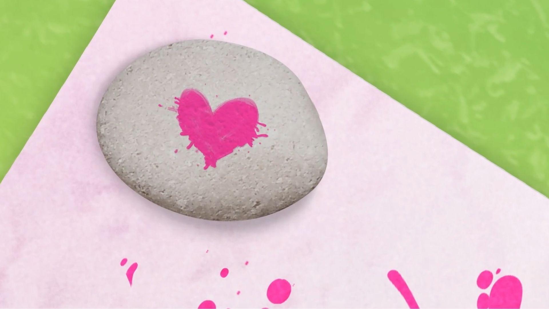 Pinkalicious is inspired to paint rocks for her friends in the neighborhood.