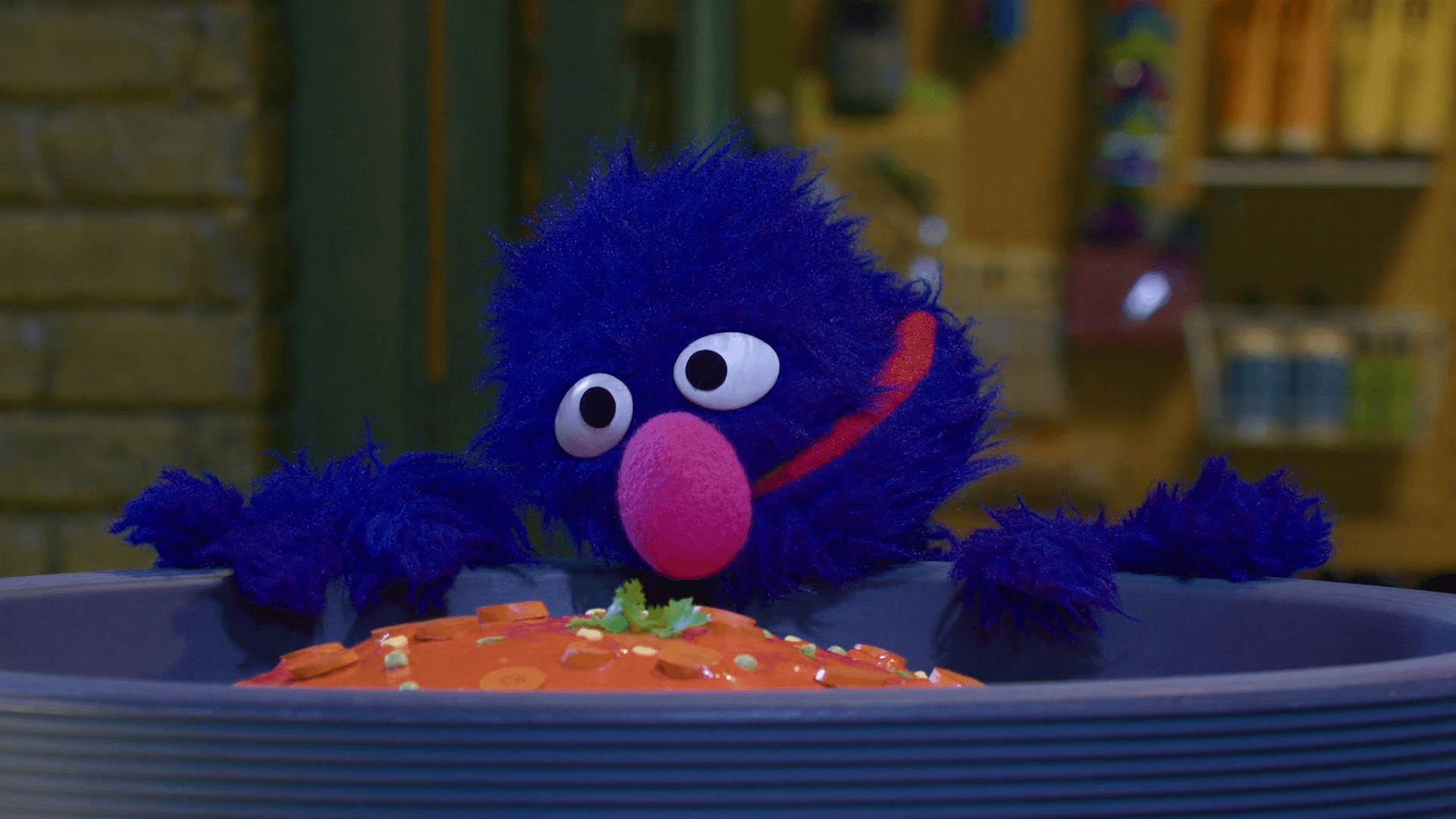 Kal Penn visits Sesame Street to help Grover taste different kinds of soups!