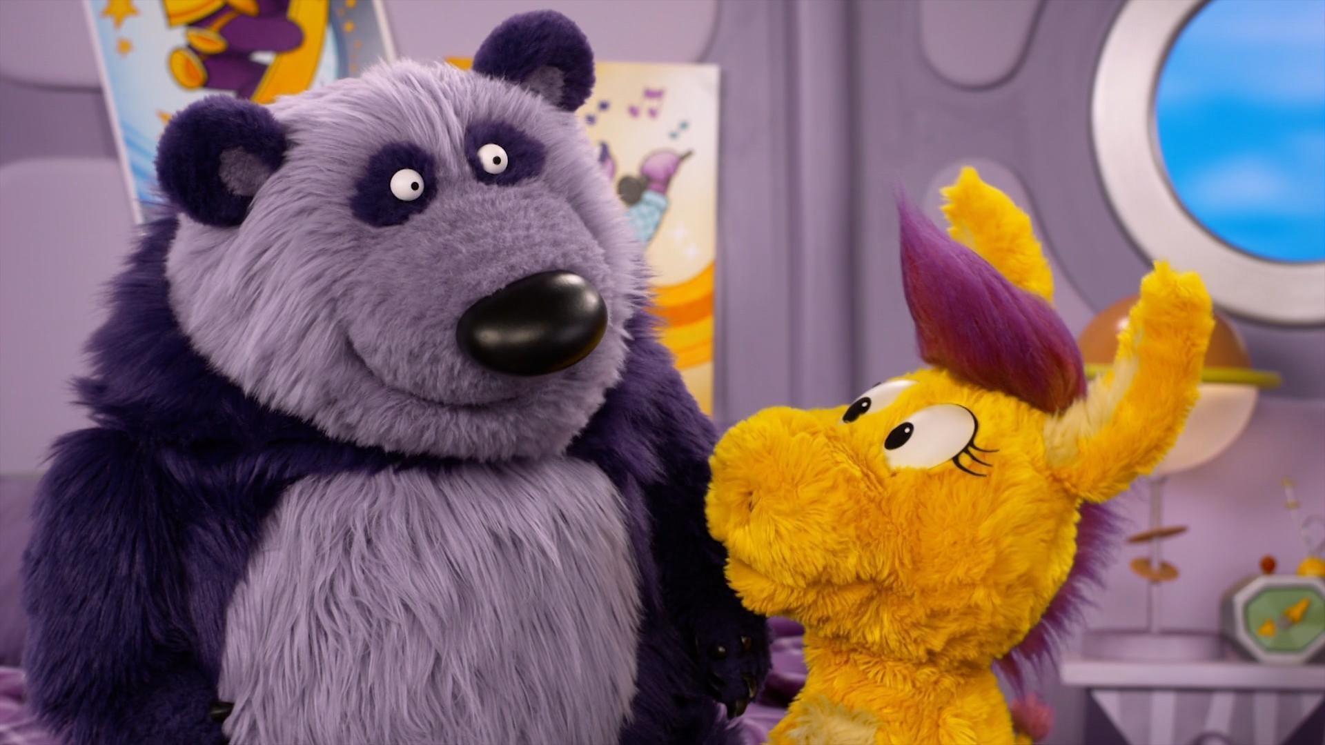 Donkey helps Panda find the fun on a plain old day after an exciting Spectacular Season.