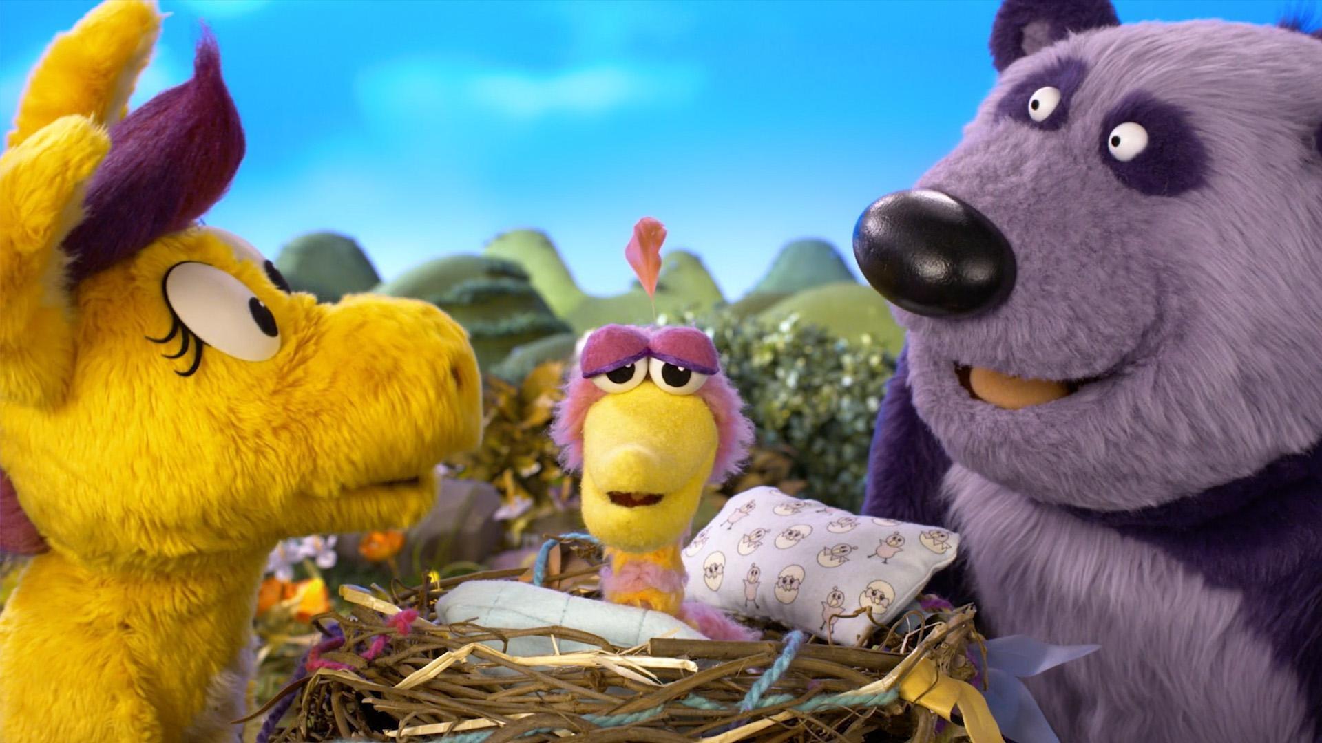 Donkey and Panda help Baby Yodel Bird nap with a comfy dance.