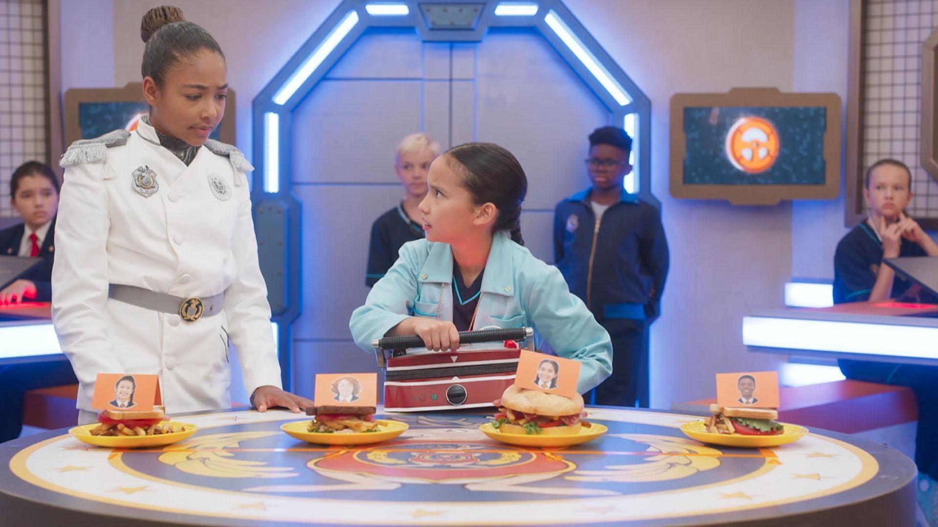 The members of the Mobile Unit get turned into sandwiches. / OSMU faces ancient challenges