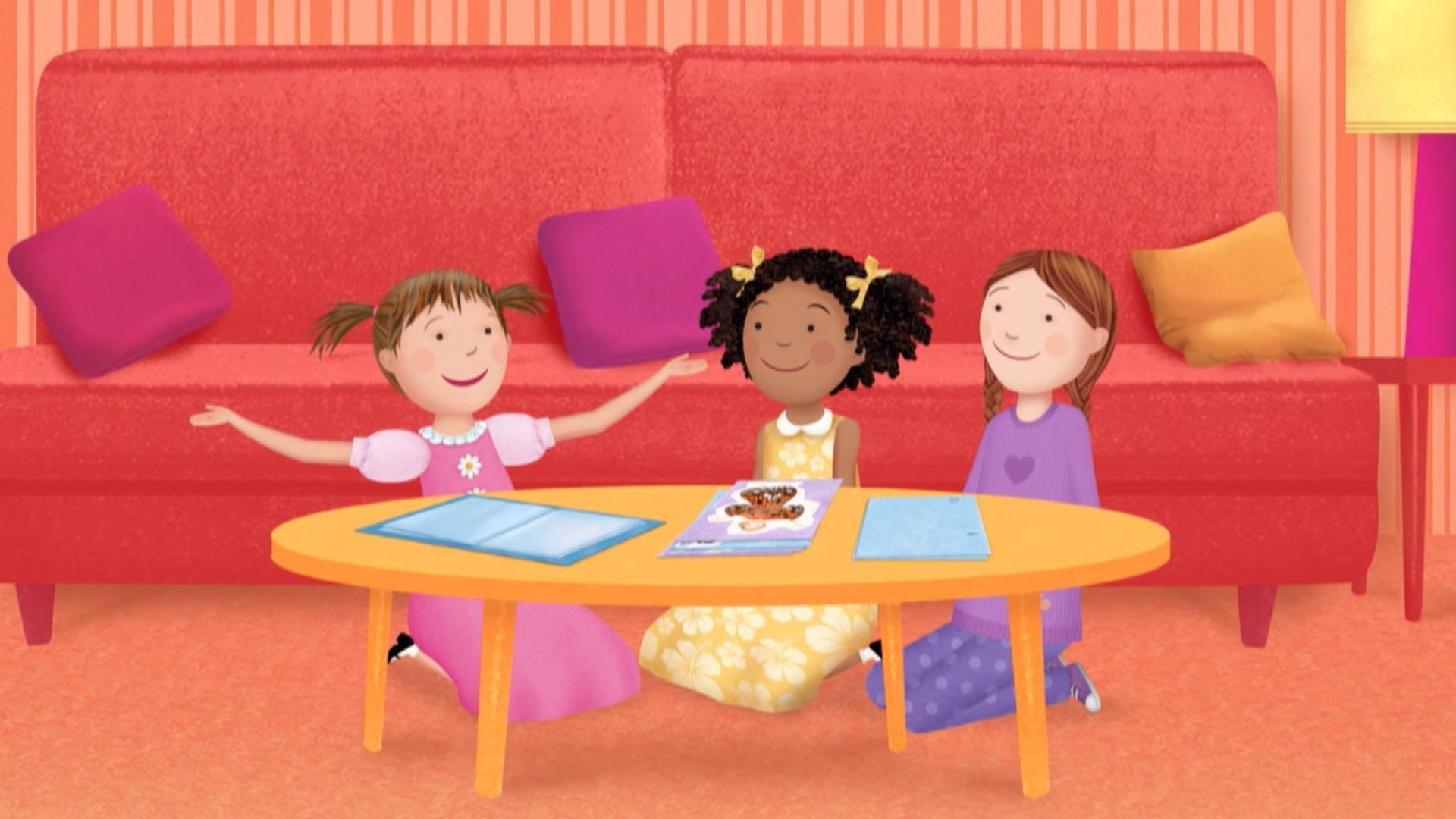 Pinkalicious, Jasmine, and Lila put on a fashion show with Mommy's wardrobe.
