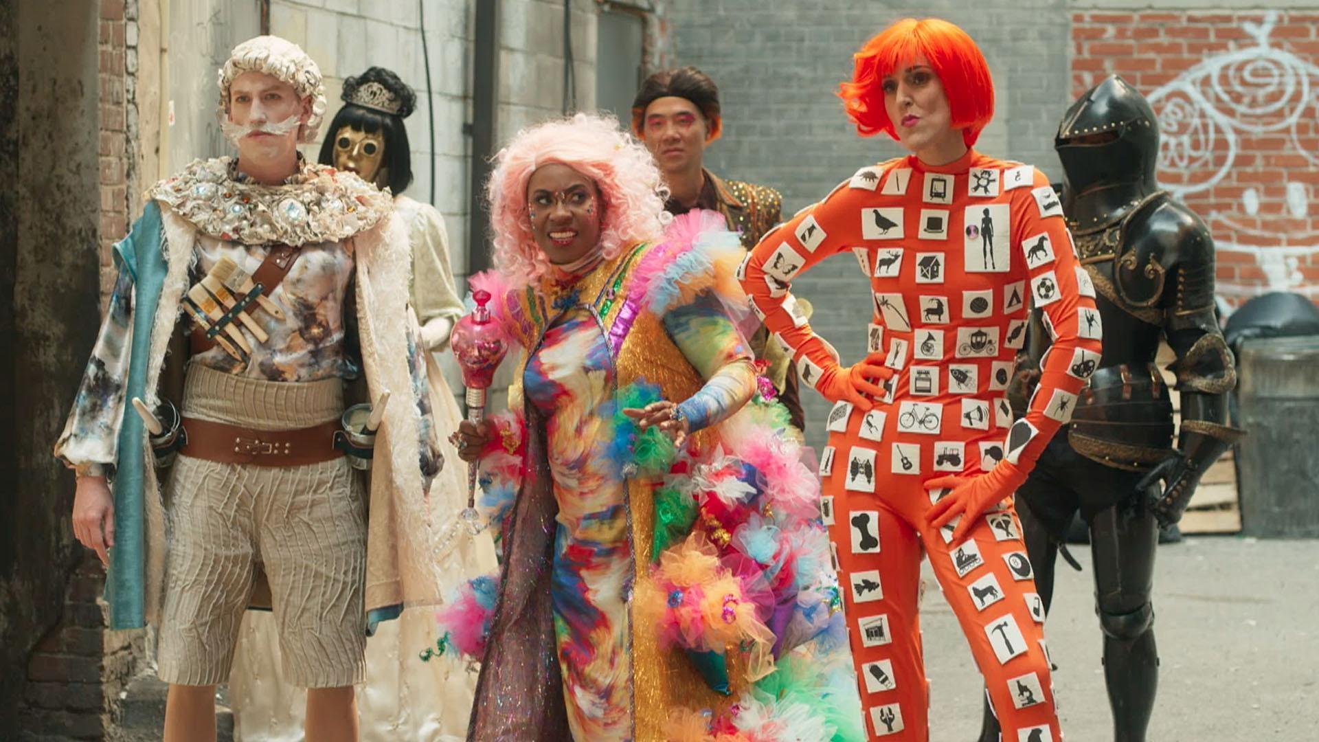 Evil Sculptor wants to leave the Villain Network. / The Mobile Unit goes undercover.