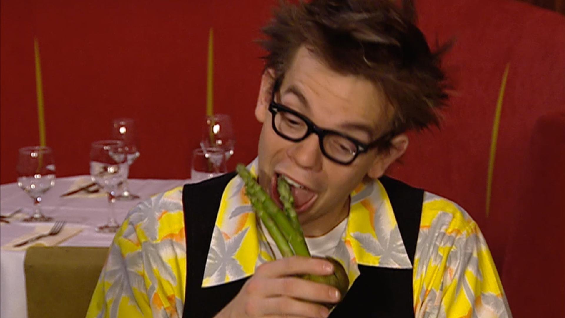 Harry has to be both chef and waiter in a restaurant.