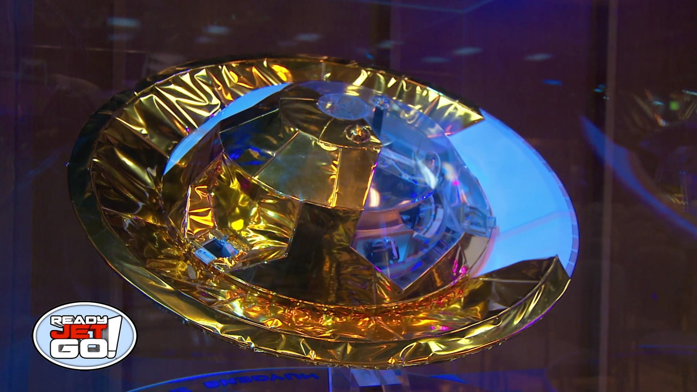 Astronomer Amy Mainzer talks about Huygens Probe.