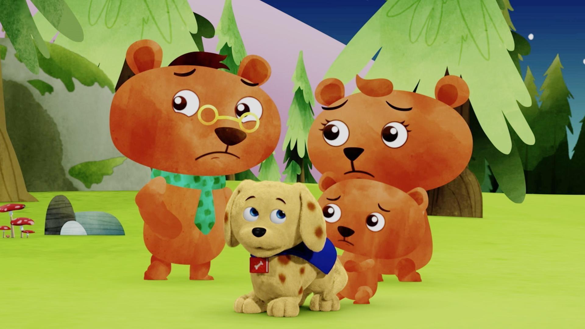 The Three Bears hear a scary noise. Super Why changes the story and saves the day.