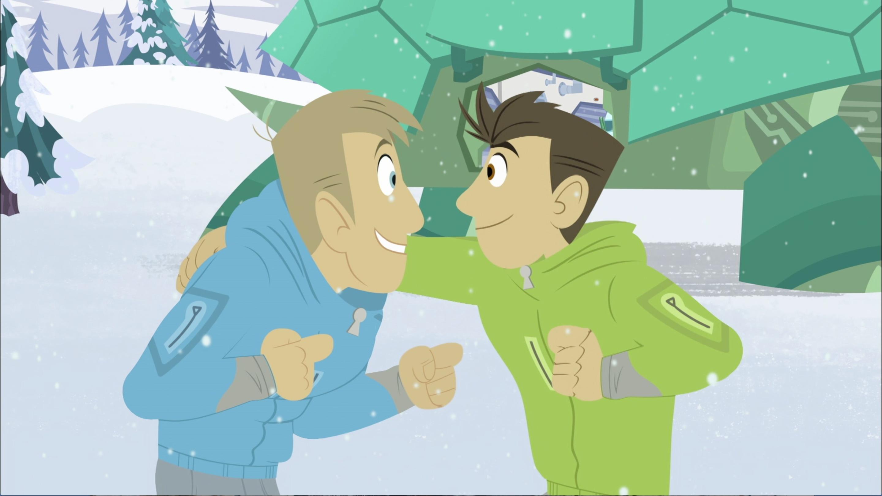 Chris and Martin use creature powers to decorate their enormous tree!