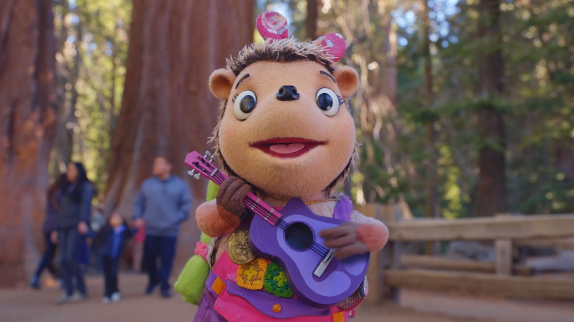 Roxy just has to sing about wow and wonder when she looks at the giant sequoias.