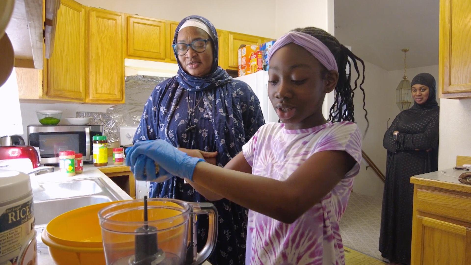 Learn how Rakie celebrates Ramadan in Alaska with family, food and special clothing!