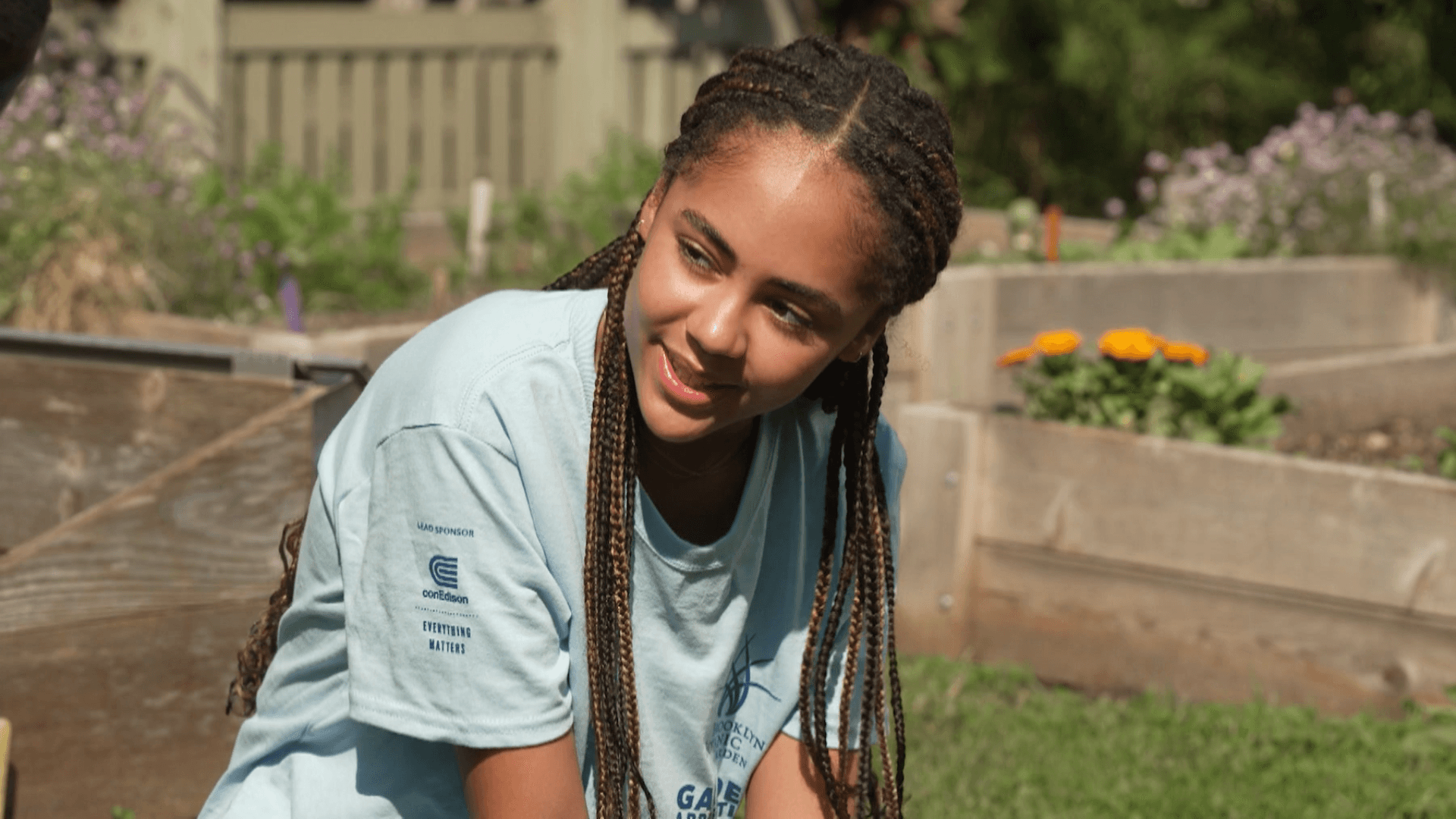 Kimmie and Booker discover how weather and climate affect how fruits and vegetables grow.