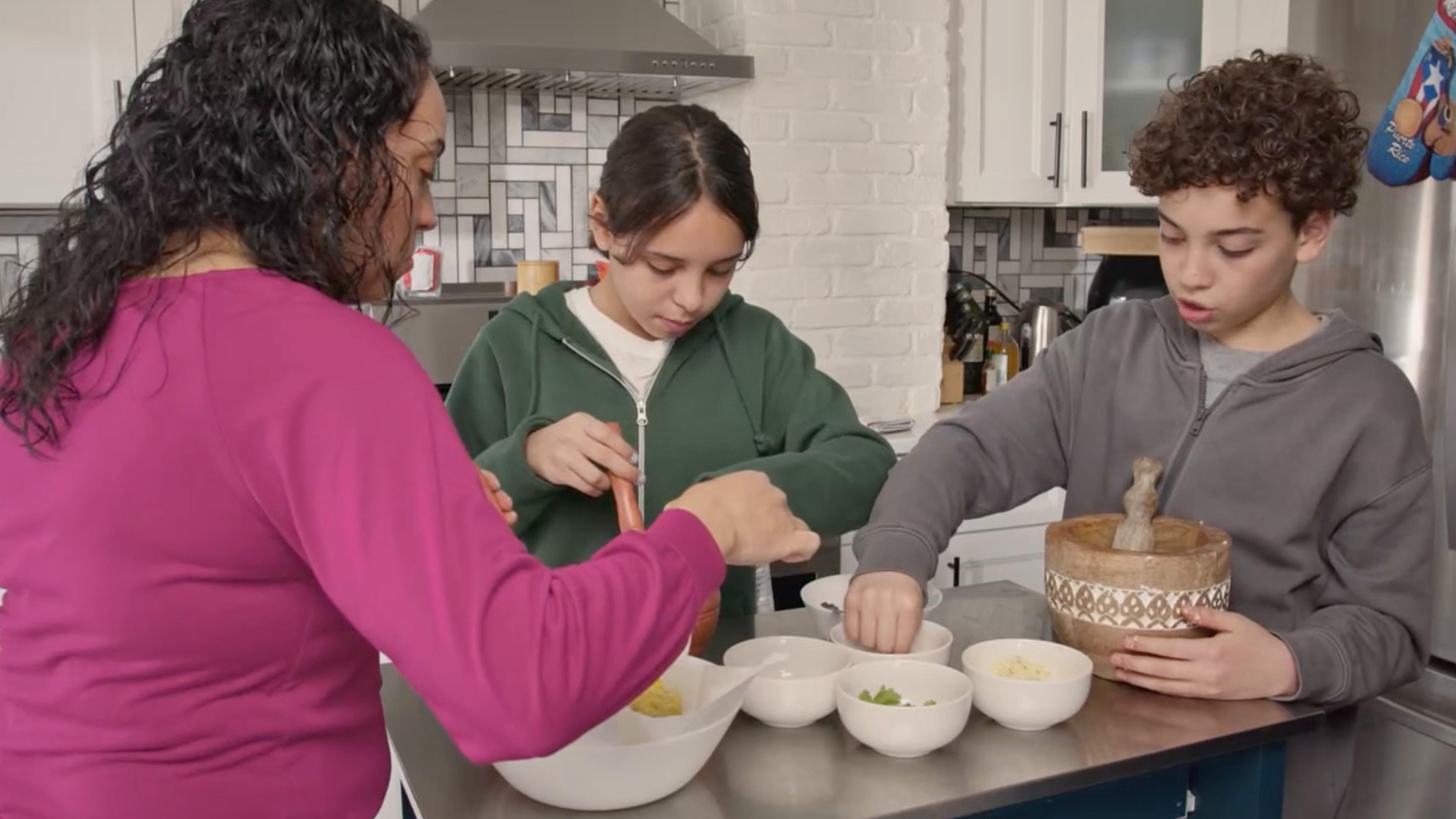 Sonia Manzano discusses food and Puerto Rican culture, and a family makes mofongo.