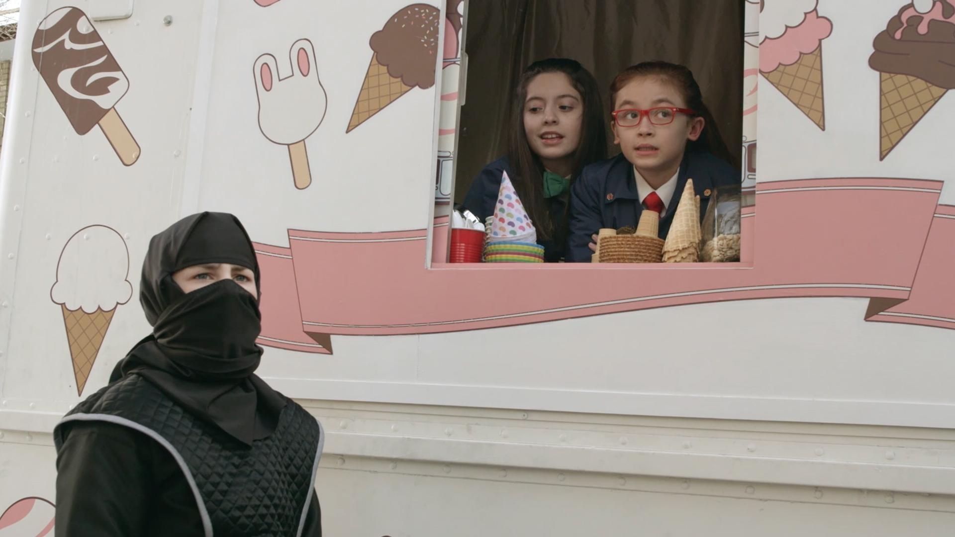 Otis goes undercover as a ninja to recover a stolen Odd Squad gadget.