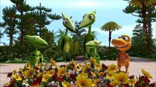 Keenan Chirostemotes claims the Pteranodon sibs aren't dinosaurs./Tiny looks for flowers.